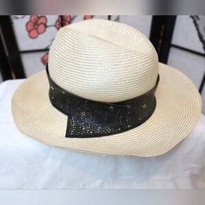 Elegant Cream Hat with Black Band